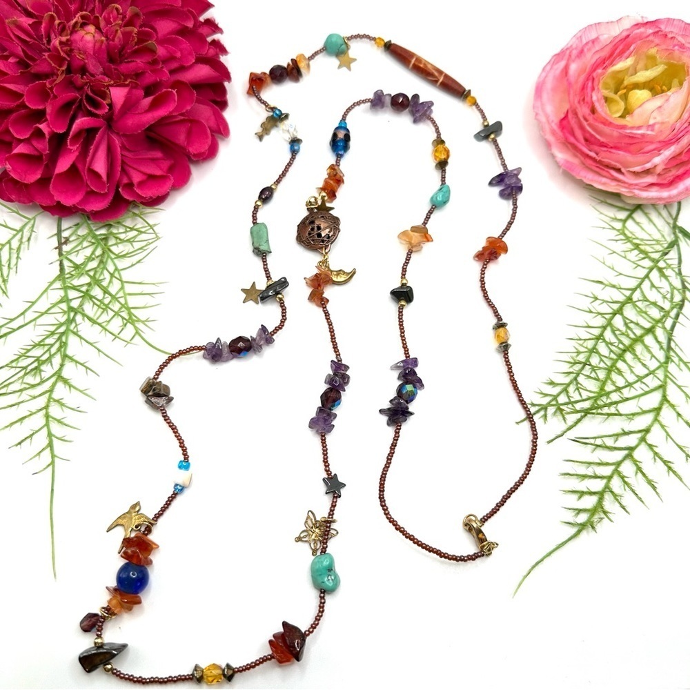 NEW⚜️Gemstone & Charm Vintage Beaded Necklace - Picture 3 of 9